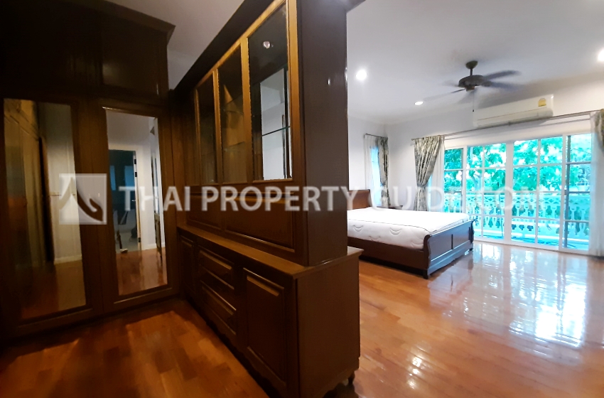 House with Shared Pool in Sukhumvit 